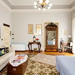 Bed and breakfast Crociferi