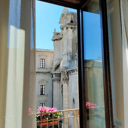Bed and breakfast Crociferi Catania