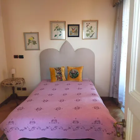 Crociferi Bed & Breakfast 4*