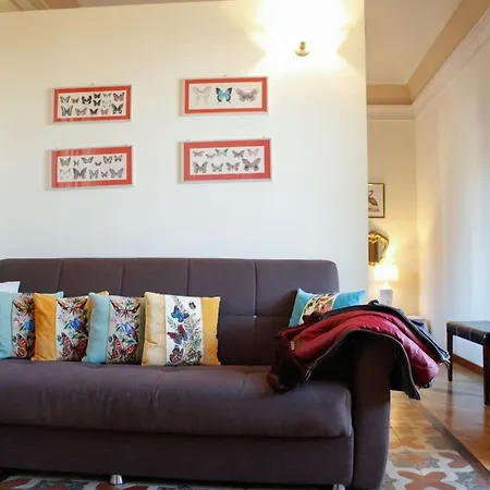 Bed and breakfast Crociferi 4*
