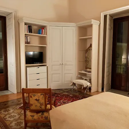 Crociferi 4* 카타니아