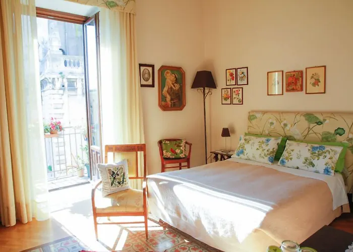 Bed and Breakfast Crociferi 4*