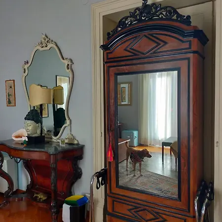 Oda ve Kahvaltı Crociferi Katanya