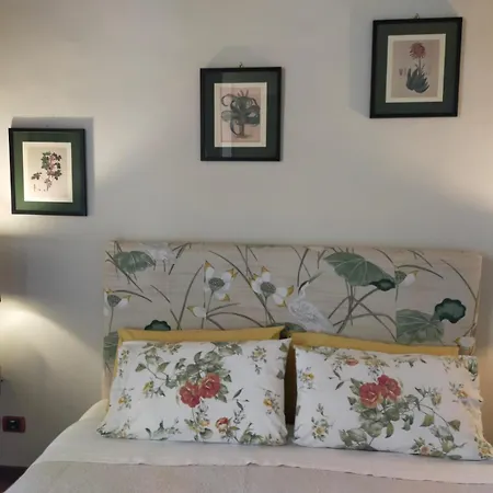 Crociferi Oda ve Kahvaltı Katanya