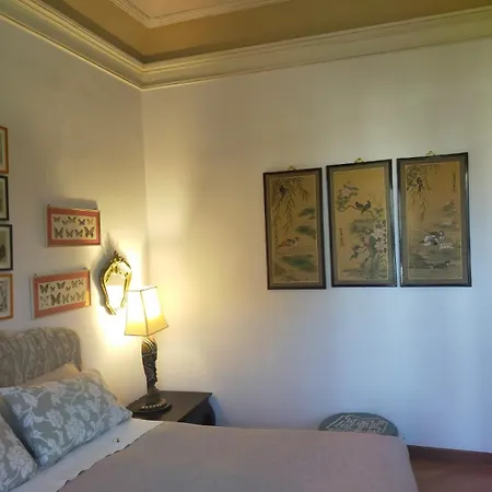 Oda ve Kahvaltı Crociferi Katanya