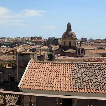 Crociferi Nocleg ze śniadaniem Katania