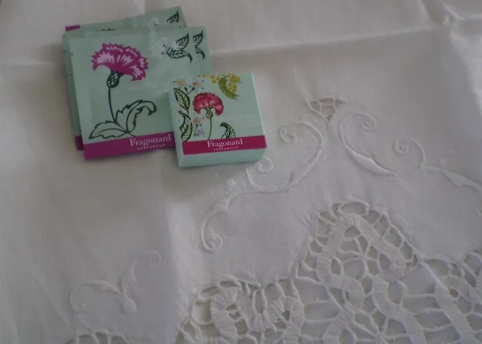 Bed & Breakfast Crociferi 4*